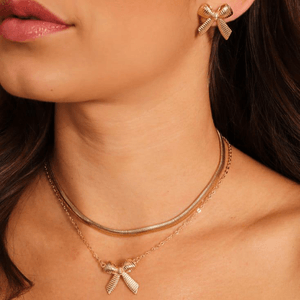 Conjunto em Banho Ouro 18K Laço - PL21328
