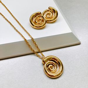 Conjunto Circulo Caracol Bojudo em Banho de Ouro 18K - PL22245